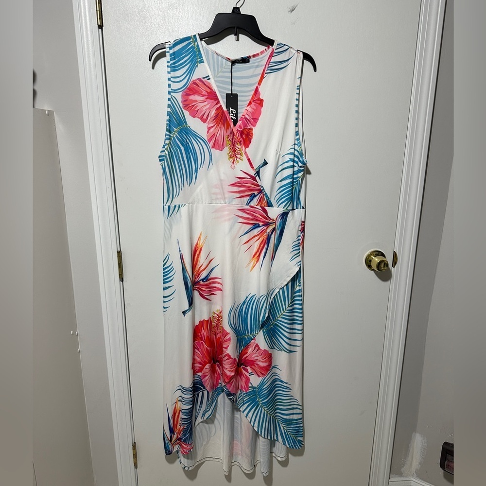 Maxi dress - Picture 2 of 3